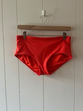 Athleta Bikini Bottoms in Coral